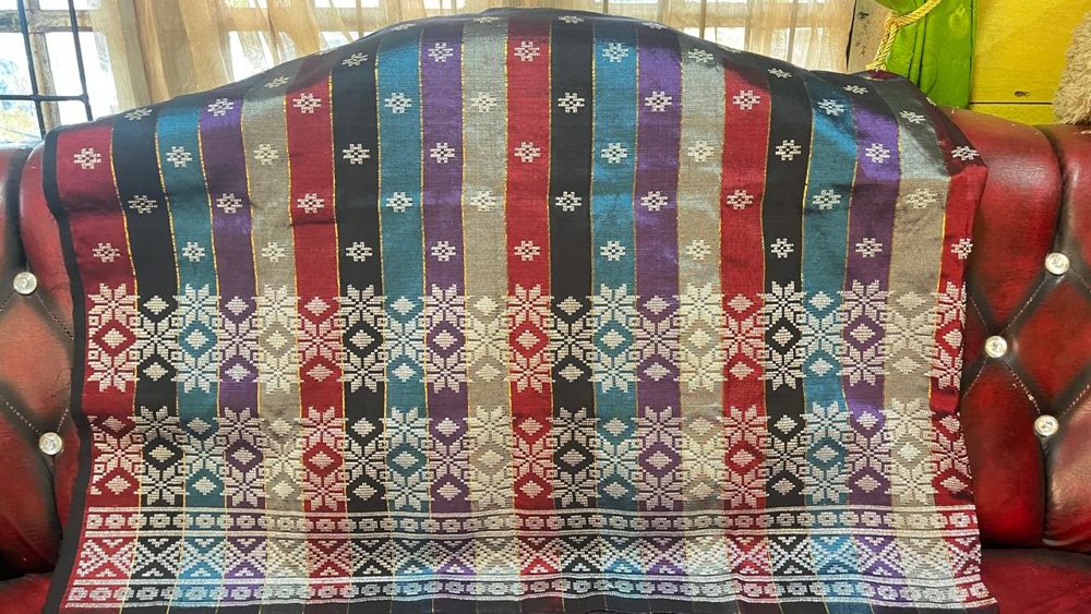 Kain tenun Siak motif Bunga-Bunga warna 5 Warna